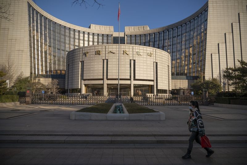 Ngân hàng Trung ương Trung Quốc vẫn chưa tiết lộ cách họ sẽ phản ứng với các lệnh trừng phạt của Nga. (Nguồn: Bloomberg)