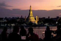 Nhiều khảo sát đánh giá Bangkok (Thái Lan) thuộc top các thành phố du lịch được tìm kiếm nhiều nhất