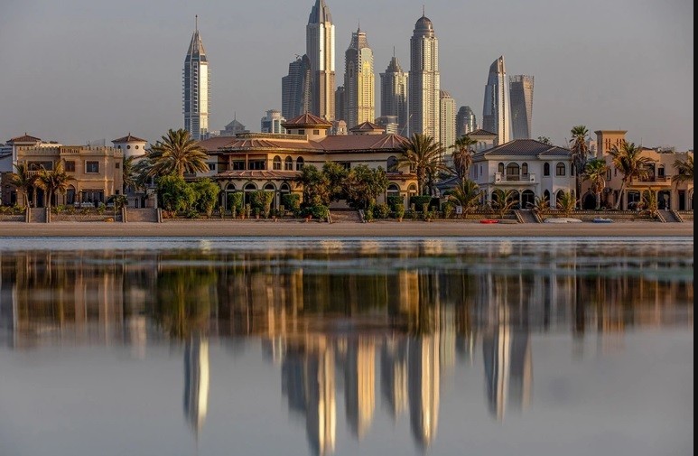 Nhu cầu mua bất động sản Dubai của người Nga tính đến thời điểm này đã tăng 40% trong tháng 3 so với tháng 2 (Ảnh: Bloomberg).