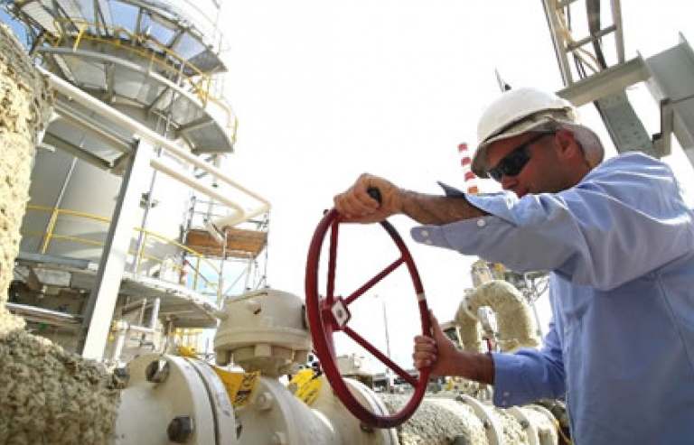 Iran cảnh báo các thành viên OPEC về hoạt động xuất khẩu dầu