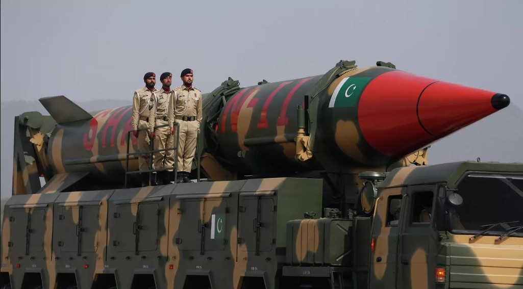 Pakistan thử thành công tên lửa đạn đạo Shaheen-III. (Nguồn: AP)