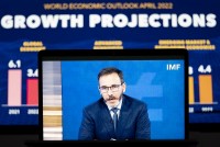 IMF: Xung đột Nga-Ukraine đẩy lùi tăng trưởng kinh tế toàn cầu; Mỹ, Trung Quốc, Eurozone giảm tốc
