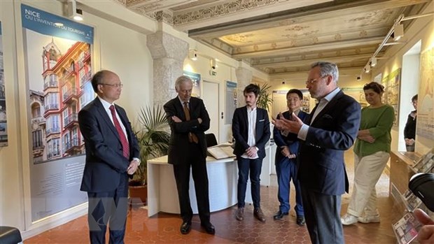Đại sứ Đinh Toàn Thắng thăm, làm việc, gặp gỡ cộng đồng người Việt tại thành phố Nice, Pháp