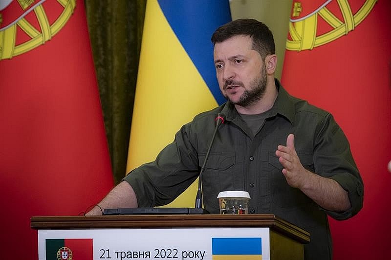 Tổng thống Zelensky tiết lộ số lượng binh sĩ Ukraine, nói Kiev không chấp nhận ở ‘phòng chờ’ khi gia nhập EU. (Nguồn: AP)
