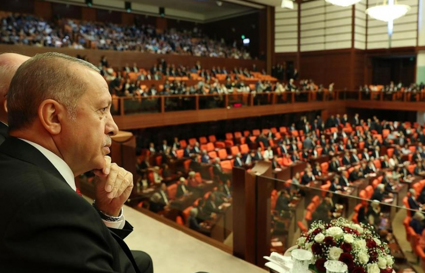 Vụ đảo chính ở Thổ Nhĩ Kỳ: Hơn 18.500 viên chức bị sa thải