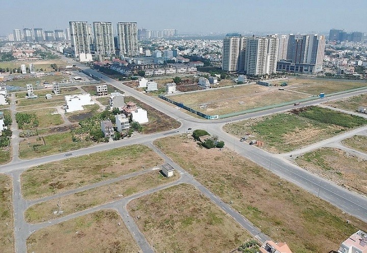Bất động sản mới nhất: Biệt thự Hà Nội bỏ hoang ‘ngáo giá’, sẽ không áp dụng khung giá đất, lo ngại về Thông tư 39 yêu cầu kiểm soát tín dụng
