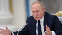 Tổng thống Nga tuyên bố muốn 'xuống thang' xung đột ở Ukraine, Mỹ không thấy 'bằng chứng xác đáng'