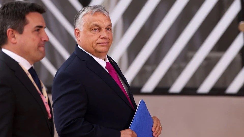Thủ tướng Hungary chỉ vị trí EU nên đứng trong xung đột ở Ukraine, nói trừng phạt không thay đổi tình hình, kêu gọi đàm phán Nga-Mỹ