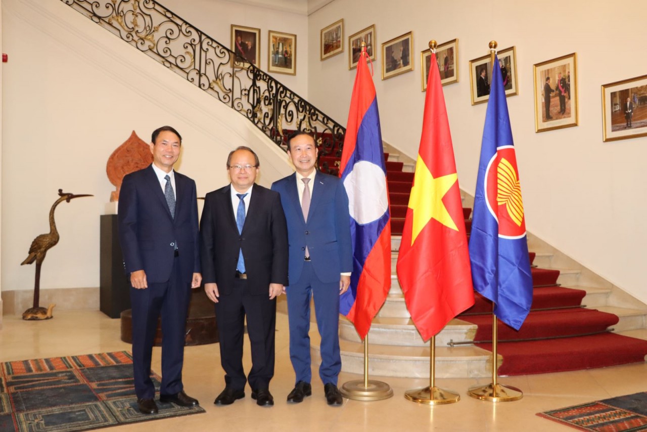 Giao lưu Việt Nam-Lào tại Bỉ nhân kỷ niệm 60 năm thiết lập Quan hệ ngoại giao Việt Nam - Lào. (Nguồn: TTXVN)