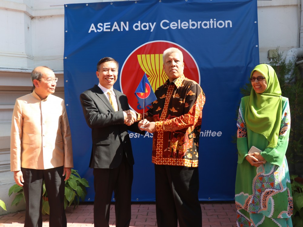 Đại sứ quán Việt Nam tại Romania tổ chức kỷ niệm Ngày ASEAN