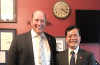 Đại sứ Hà Kim Ngọc trao đổi về các lĩnh vực hợp tác Việt Nam - Hoa Kỳ với Hạ Nghị sĩ Ted Yoho