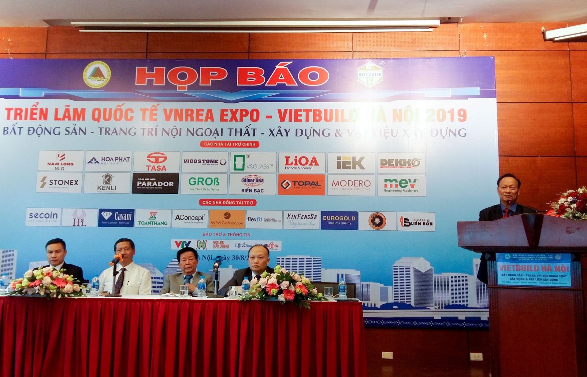 Hơn 100 doanh nghiệp nước ngoài tham gia triển lãm Vietbuild Hà Nội 2019 lần 2