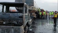Pakistan: Xe buýt va chạm xe bồn chở dầu, 20 người thiệt mạng