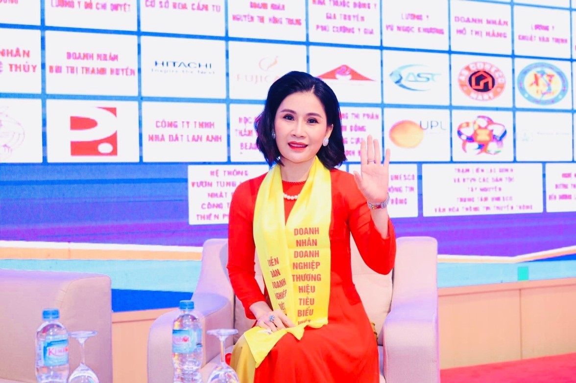 CEO Nguyễn Thu Hồng