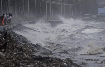 Trung Quốc tiếp tục đưa ra cảnh báo đỏ đối với siêu bão Mangkhut