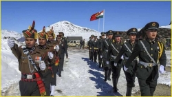 Căng thẳng Ấn Độ-Trung Quốc: Bắc Kinh triển khai 3 tiểu đoàn đến LAC, New Delhi tăng cường phòng thủ