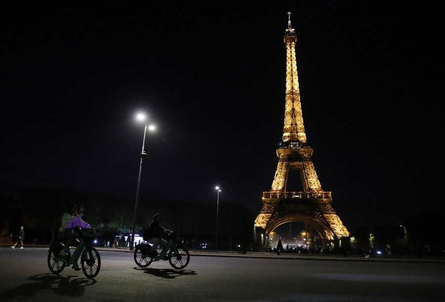 Khủng hoảng năng lượng: Vì sao thủ đô Paris của nước Pháp phải giảm thời gian ‘lên đèn’. (Nguồn: THX)