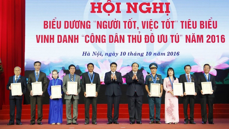 Hà Nội vinh danh “Công dân Thủ đô ưu tú” năm 2016