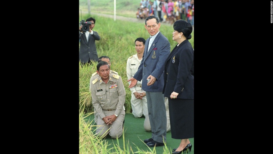 cuoc doi nha vua bhumibol adulyadej qua anh