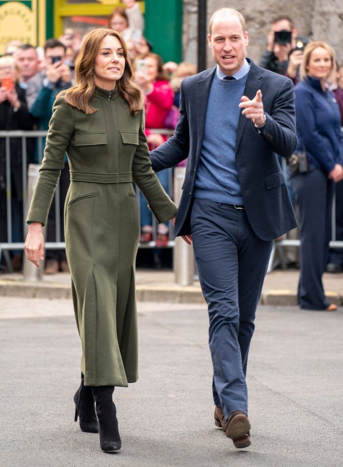 Soi những chiếc áo khoác ‘sang, xịn, mịn’ đến ‘đứng tim’ của Công nương Kate Middleton