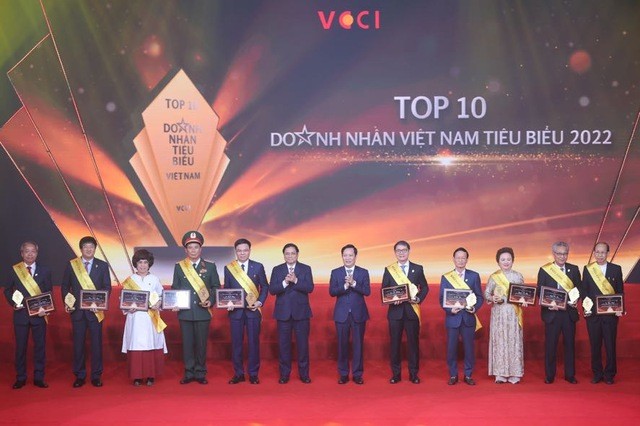 Kỷ niệm Ngày Doanh nhân Việt Nam 13/10, tôn vinh TOP 10 Doanh nhân Việt Nam tiêu biểu 2022
