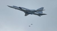 Ukraine lần đầu bắn hạ thành công máy bay ném bom chiến lược của Nga, Tổng thống Zelensky 
