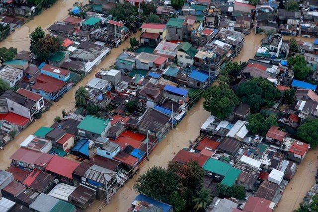 Philippines: Hình ảnh tan hoang sau khi Vamco - siêu bão chết chóc nhất năm đổ bộ