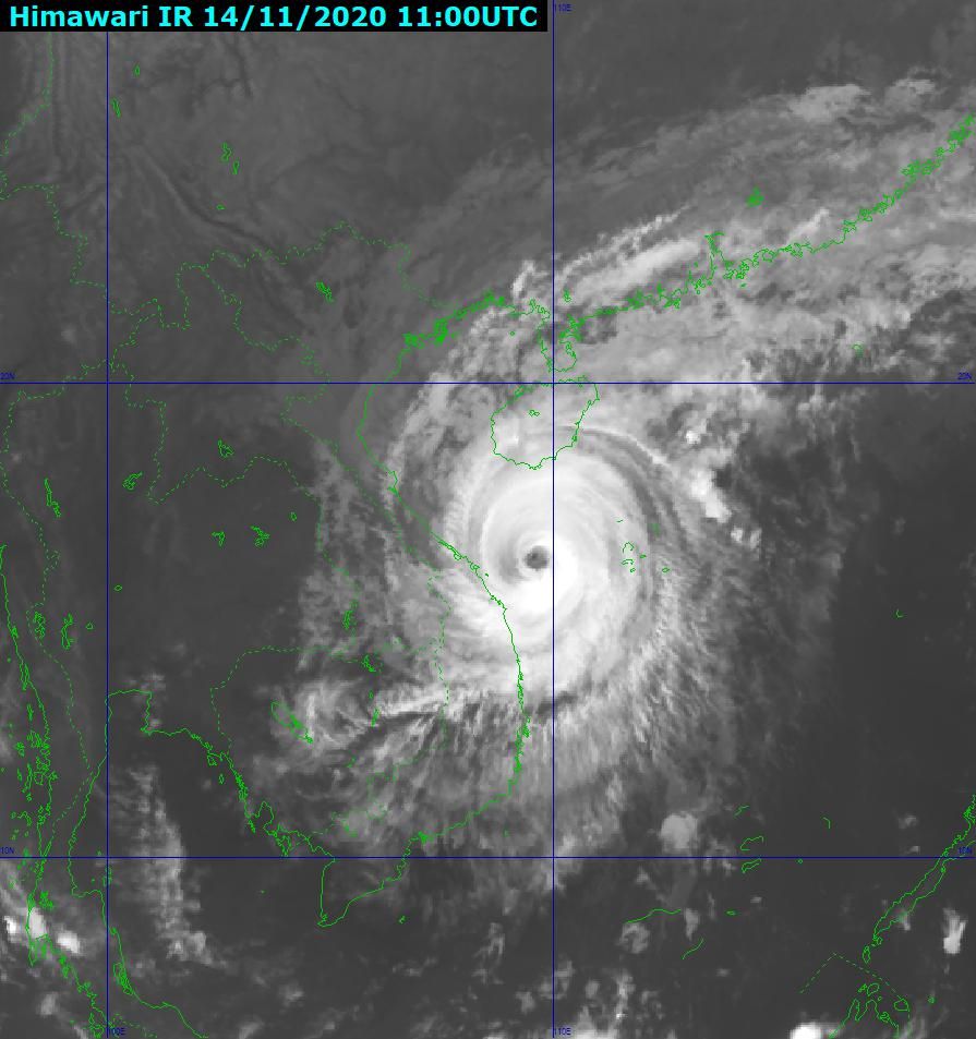Dự báo thời tiết: Cập nhật diễn biến mới nhất cơn bão số 13, cách Đà Nẵng 145km, gió giật cấp 15