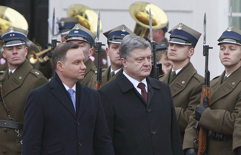 Ukraine và Ba Lan ký thỏa thuận hợp tác quốc phòng