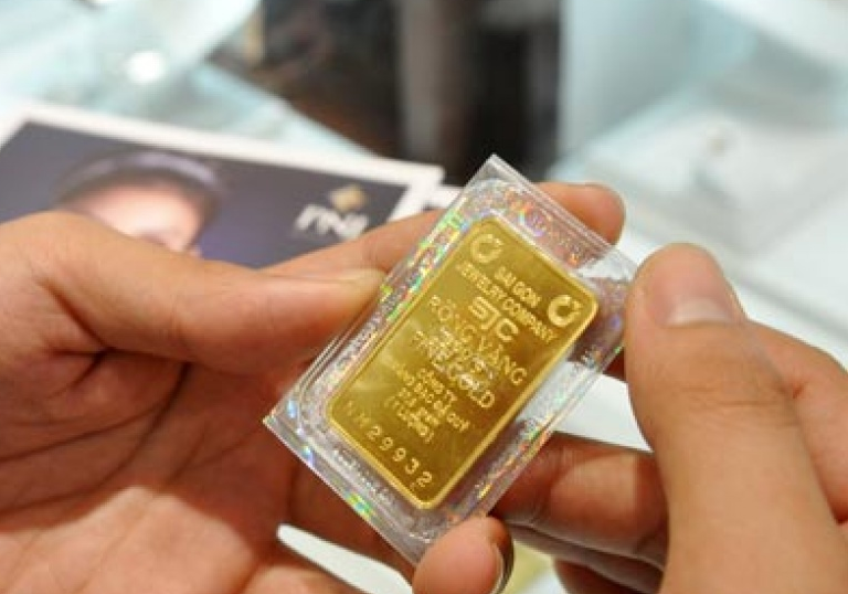 Giá vàng SJC tăng nhẹ, chênh với thế giới gần 5 triệu đồng