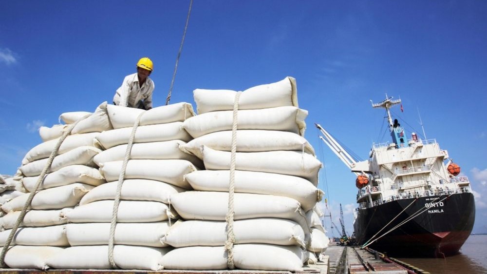 Xuất khẩu ngày 1-4/12: Giá gạo cao kỷ lục trong gần 1 thập kỷ, hiệu ứng đòn bẩy từ các FTA và xuất khẩu thủy sản sẽ cán đích