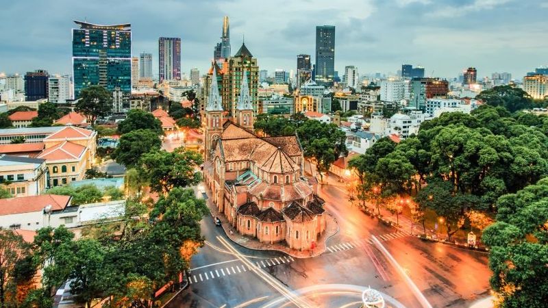 Kinh tế Việt Nam 2021: Khi toàn dân và doanh nghiệp 'đồng thanh tương ứng, đồng khí tương cầu'