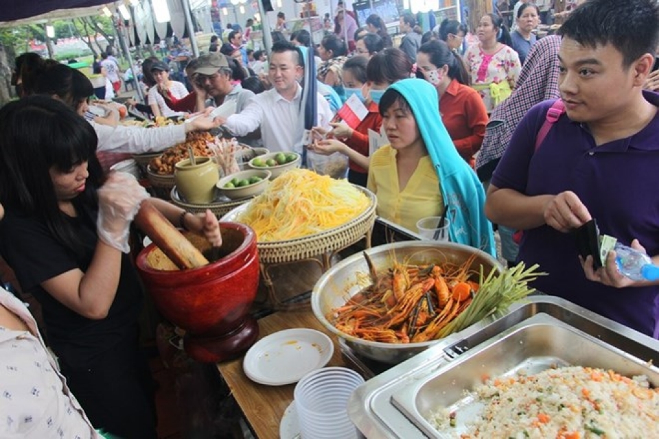 hcm city to host 12th taste of the world festival