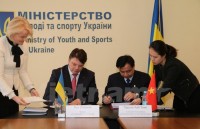 photo exhibition in ukraine features vietnamese land people