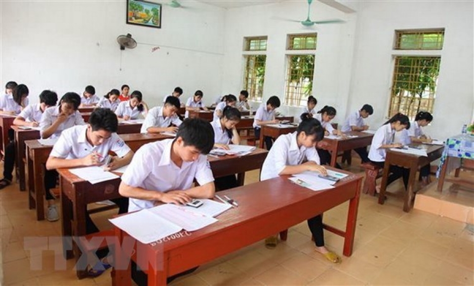 many universities set english as admission criterion