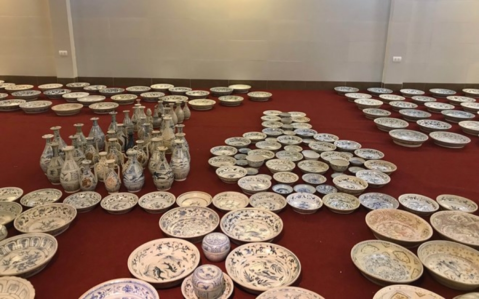 shipwreck exhibition opens in quang ngai