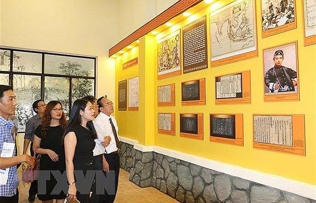 Display of Saigon – from feudal urban areas to western city
