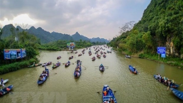 COVID-19 forces suspension of Ha Noi spring festivals