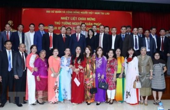 Vietnamese, Lao PMs join traditional Tet celebration in Vientiane