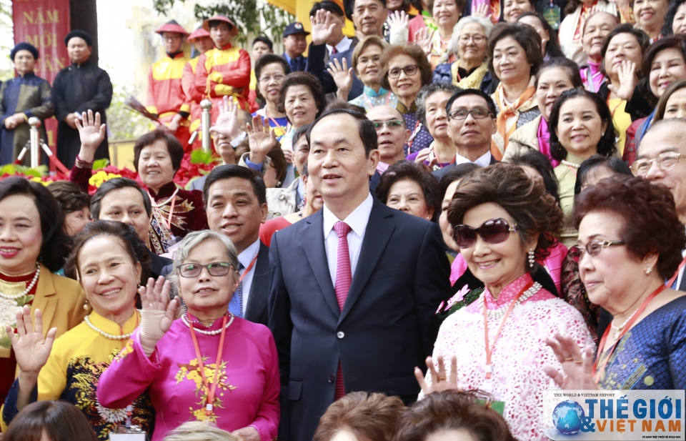 Chủ tịch nước Trần Đại Quang chủ trì Chương trình "Xuân Quê Hương 2018