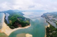 thua thien hue hosts ao dai festival