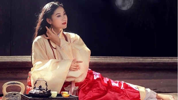 Actress wins award at 2021 Paris International Film Festival