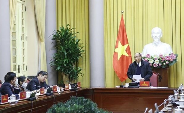 President meets with scientists, experts of Vietnam Economic Association