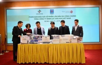 Foreign investors piling on Vietnamese stocks