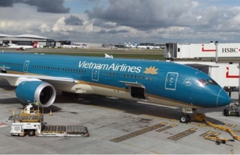 Vietcombank to sell Vietnam Airlines shares