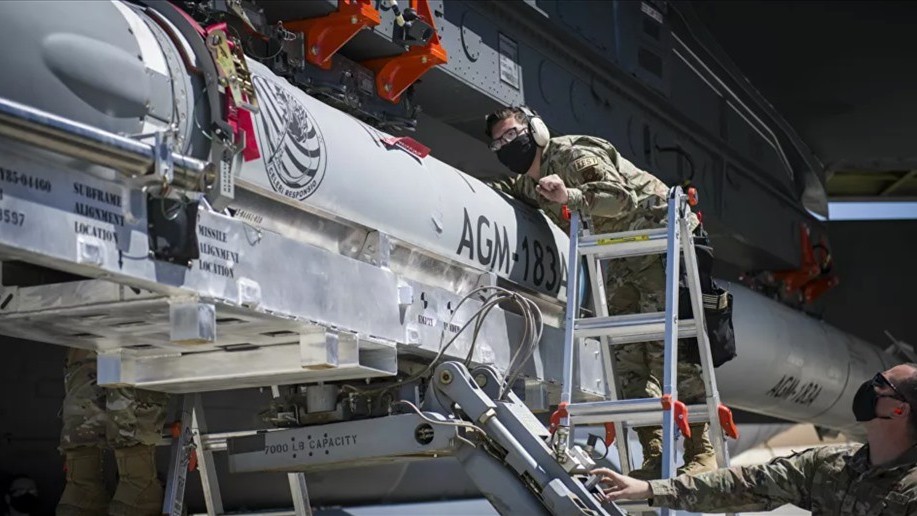 Không quân Mỹ sẽ được trang bị 400 tên lửa tàng hình 'vươn tận Nga'