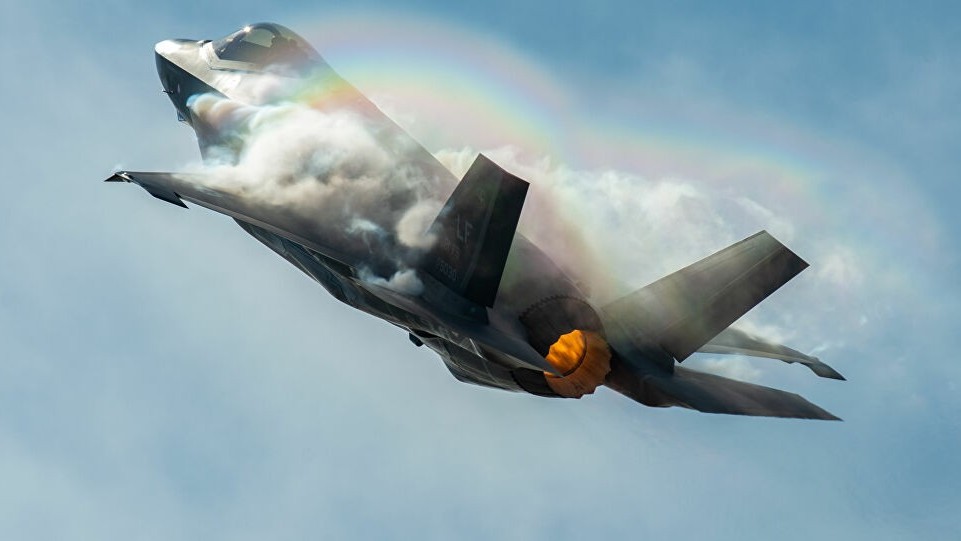 Lực lượng hàng không Mỹ cho biết về tương lai của máy bay chiến đấu F-35