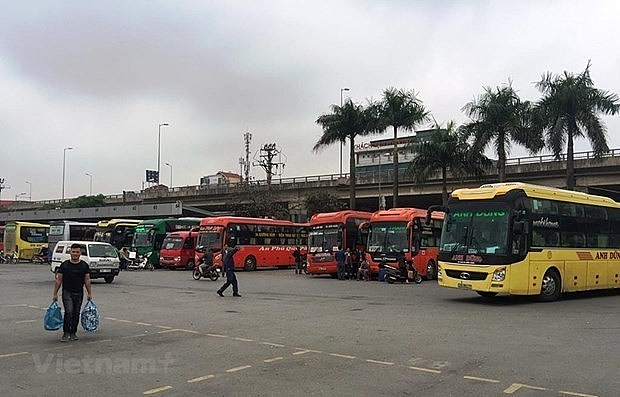 Quang Ninh resumes inter-provincial coach, tourism services