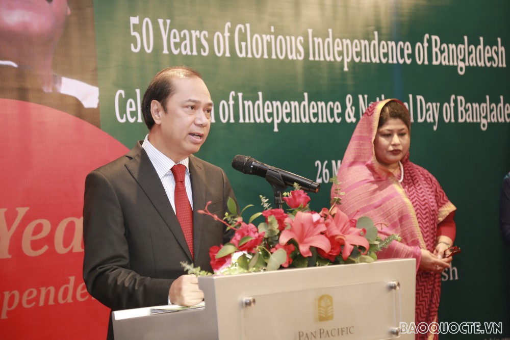 Kỷ niệm lần thứ 50 Quốc khánh nước Cộng hòa Nhân dân Bangladesh