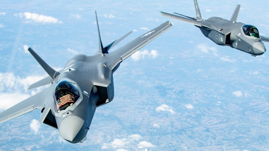 Điều gì khiến Mỹ đình chỉ toàn bộ phi đội tiêm kích F-35?